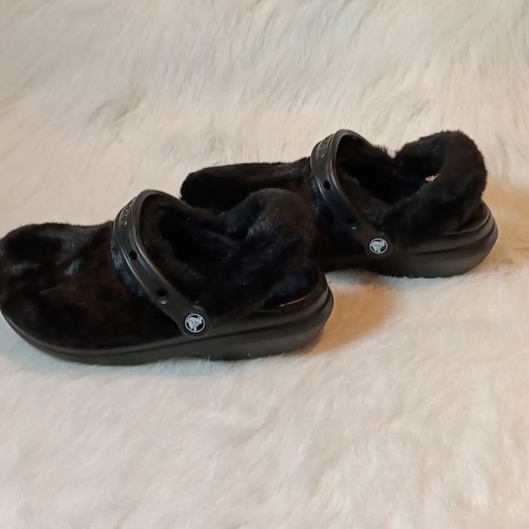 Crocs Classic Fur Sure Clogs Black Women Sz 7/ Men Sz 5 - Picture 3 of 10
